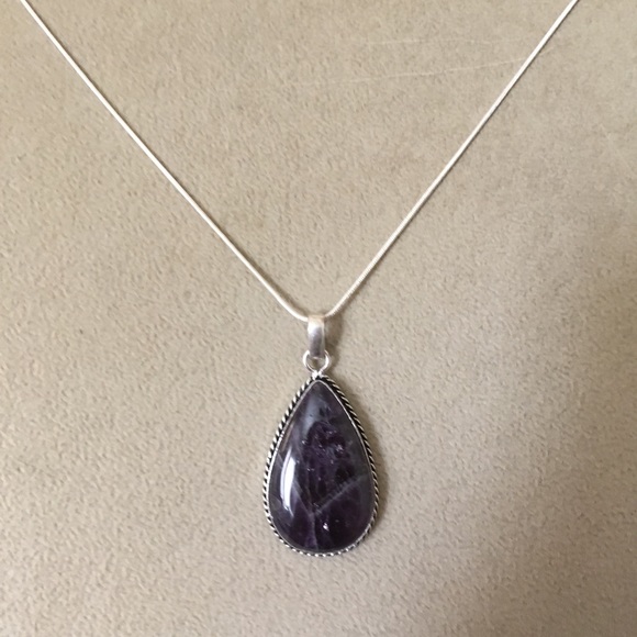 AMETHYST PENDANT w/18” .925 Snake Chain - Picture 2 of 2